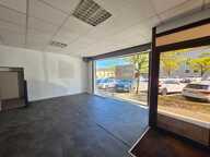 Opportunité à Mont-de-Marsan : Local Professionnel de 138 m² — photo 2