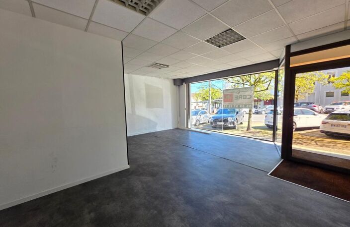 Opportunité à Mont-de-Marsan : Local Professionnel de 138 m² — photo 3