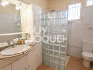 Spacieux appartement en rez-de-jardin avec piscine et grand garage, À vendre à Cabestany (66330) — photo 4
