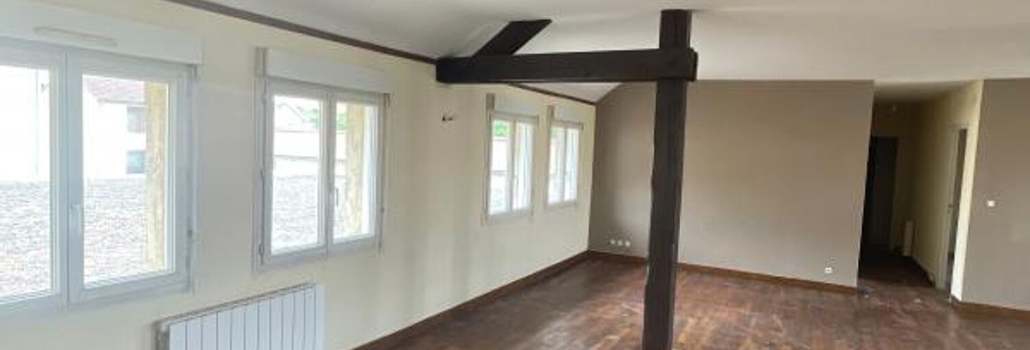 Appartement 3 Pièces 129 m² à louer à Cosne-Cours-sur-Loire (58200)