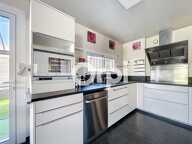Ensemble immobilier Maison 6 chambres, 3 bureaux louables 1500€/mois — photo 2