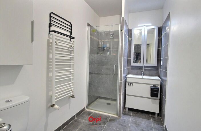Appartement À Vendre — photo 4