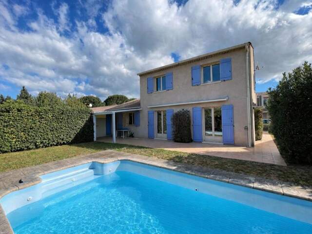 Exclusivité villa traditionnelle à Caissargues 5 chambres, piscine — photo du bien