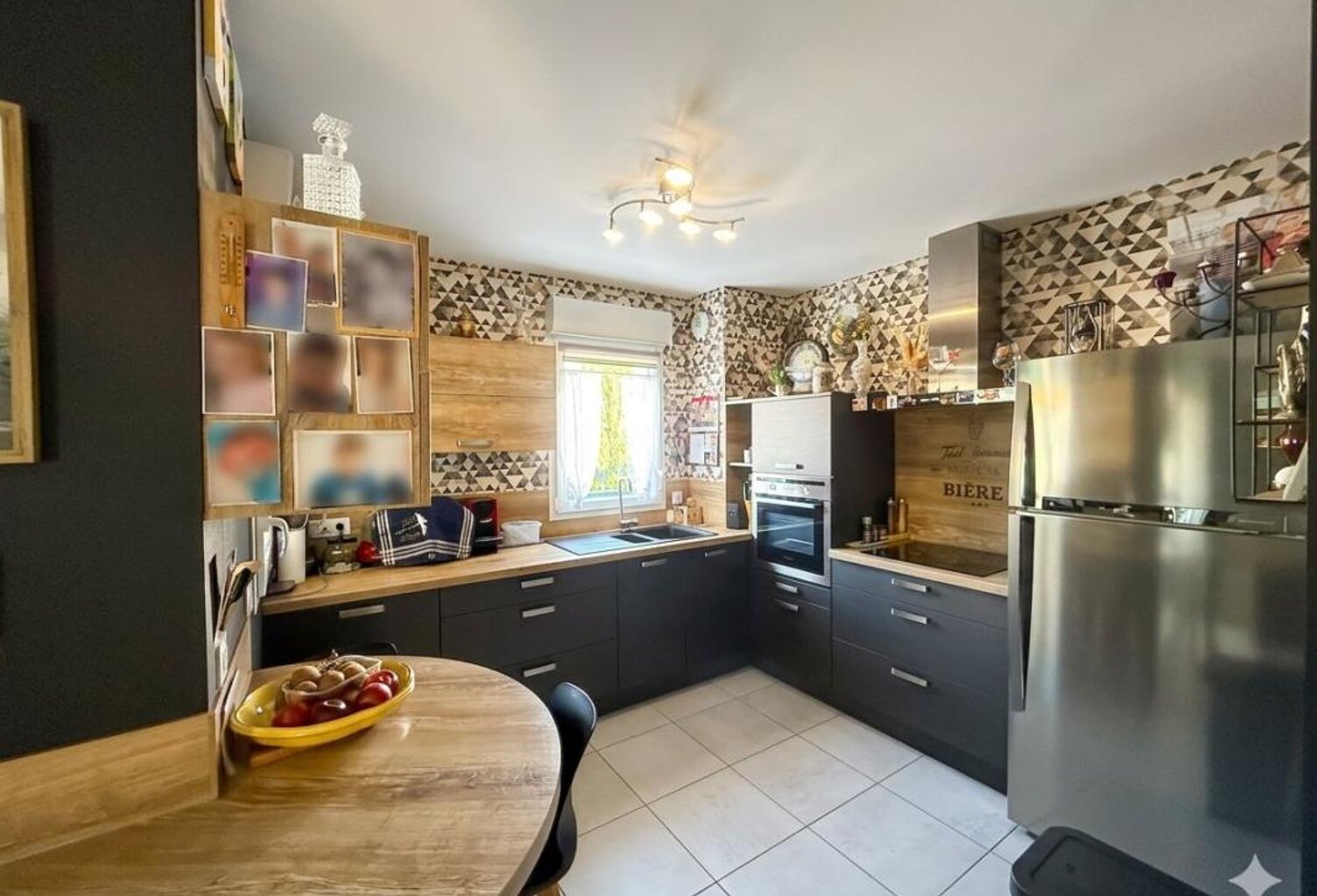 Appartement À Vendre — photo 1