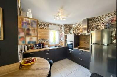 Appartement À Vendre — photo du bien