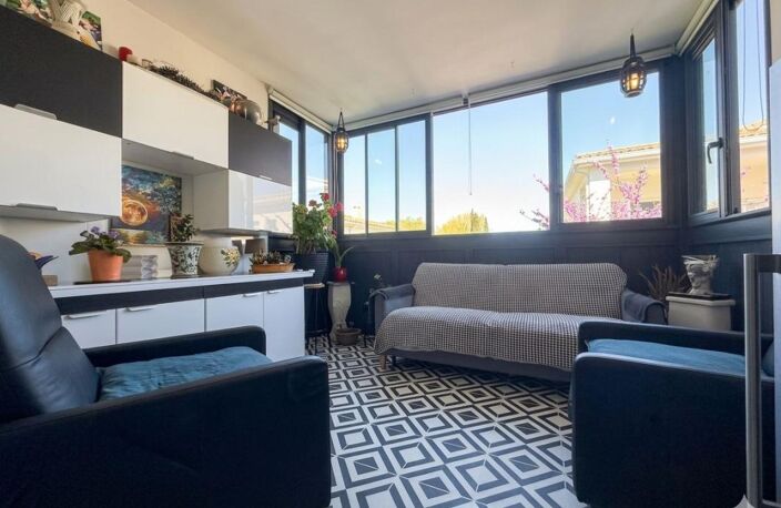 Appartement À Vendre — photo 2