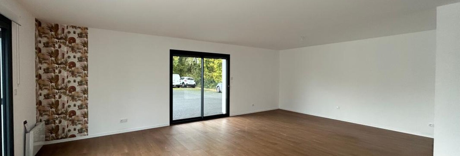 Commerce  46 m² à louer à Saujon (17600)