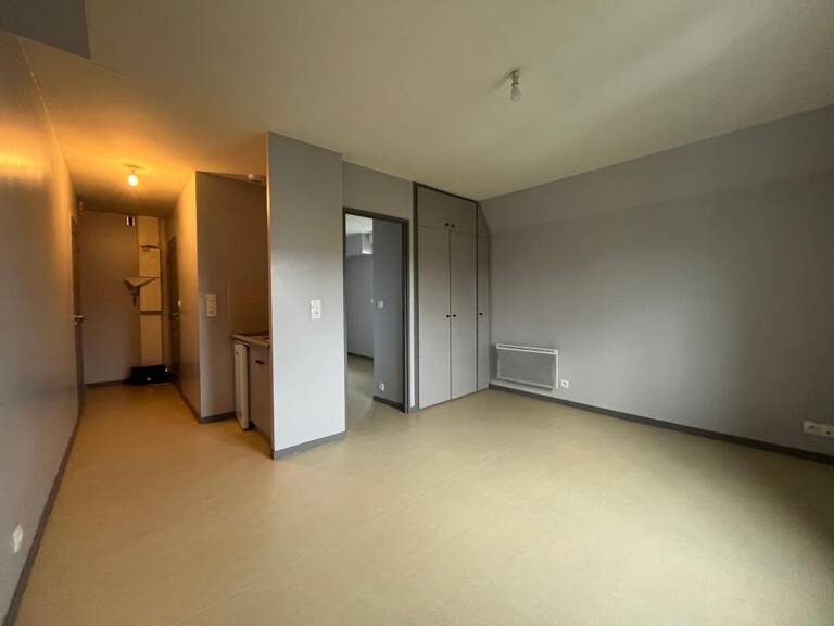 Appartement À Louer Evreux — photo 1