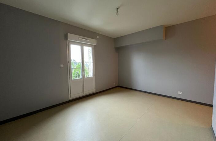 Appartement À Louer Evreux — photo 2