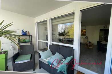 Appartement 4 pièces 220500 €