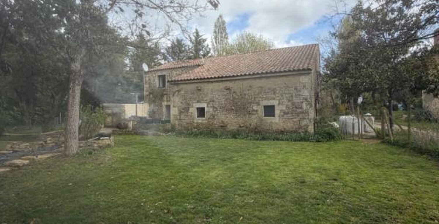 Maison Sainte Hermine 7 pièce(s) 185.6 m2 — photo 1