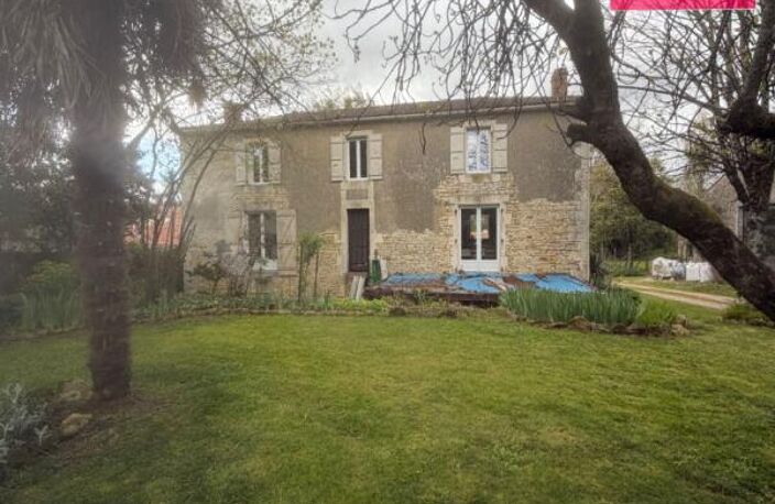 Maison Sainte Hermine 14 pièce(s) 332.6 m2 — photo 3