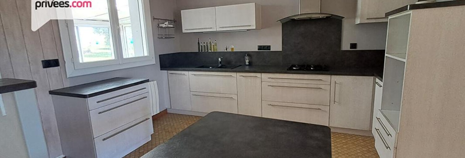 Maison 11 Pièces 187 m² à vendre à Fontenay-le-Comte (85200)