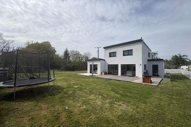 Maison 6 pièces 436800 €