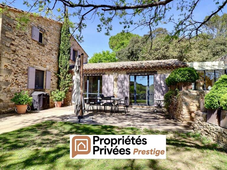Uzès, propriété sur 3 ha de terrain — photo 1