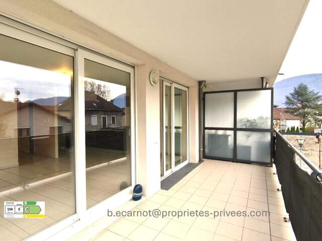 VARCES - Centre Ville Appartement  3 pièce(s) 68 m2 — photo du bien