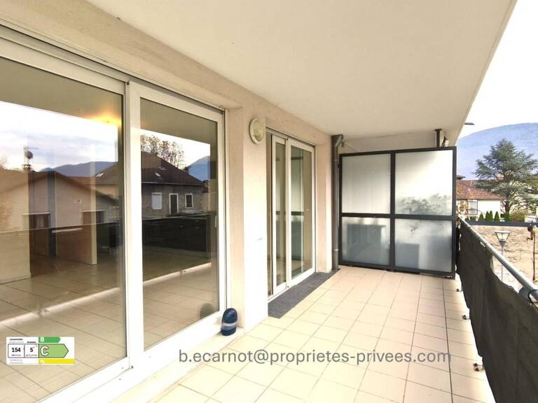 VARCES - Centre Ville Appartement  3 pièce(s) 68 m2 — photo 1