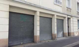 Garage   m² à louer à Tours (37000)