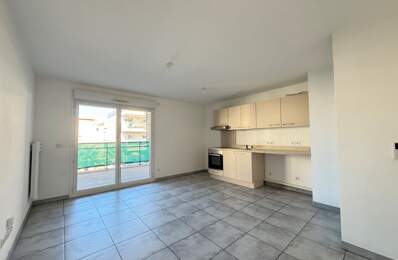 Appartement T2 avec grande terrasse à 800m de la plage - LE LAVANDOU — photo du bien