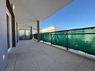 Appartement T2 avec grande terrasse à 800m de la plage - LE LAVANDOU — photo 2