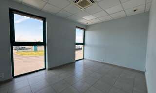Bureau  15 m² à louer à Oiry (51530)