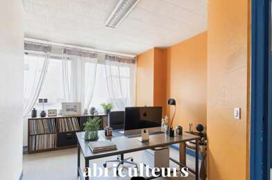 Bureau 3 pièces 79000 €