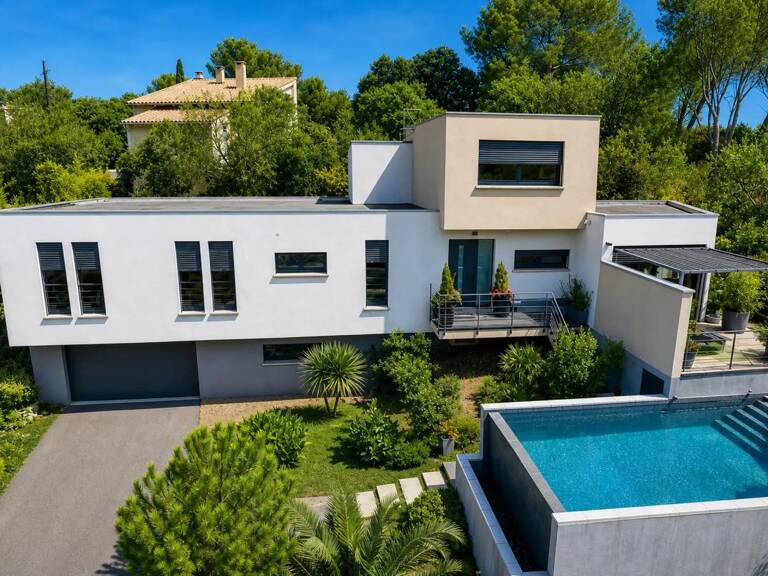 Villa moderne avec piscine à Nîmes — photo 1