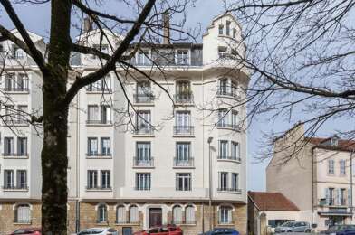 Appartement 4 pièces 240000 €