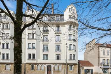 Appartement 4 pièces 240000 €