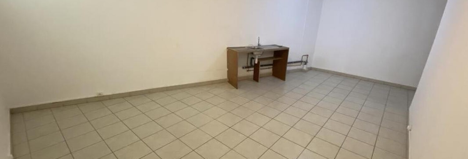 Commerce 1 Pièce 23 m² à louer à Saint-Denis (97490)
