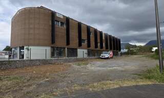 Bureau  115 m² à louer à Le Port (97420)