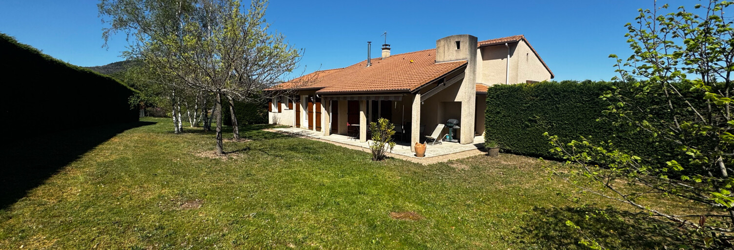 Maison 5 Pièces 109 m² à vendre à Roiffieux (07100)