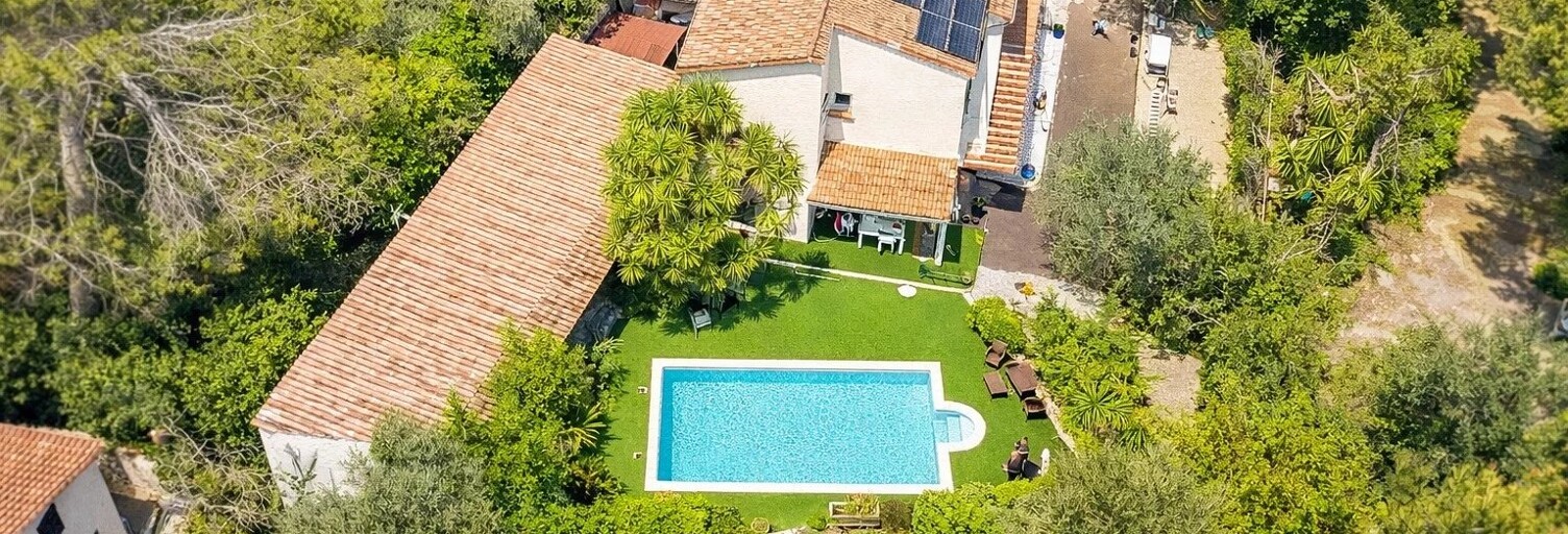 Maison 10 Pièces 240 m² à vendre à La Roquette-sur-Siagne (06550)