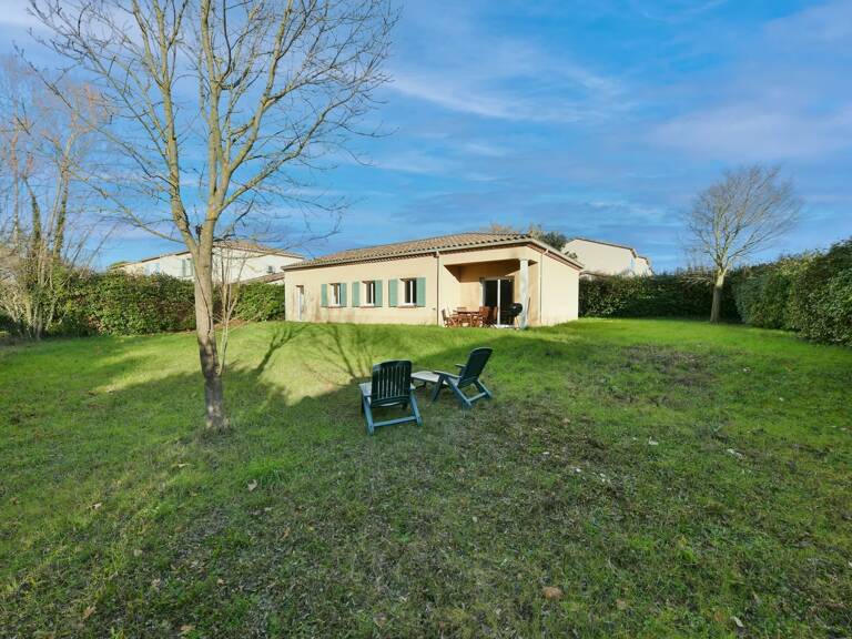Uzès centre historique 3 km : Villa de plain-pied de 105 m² sur — photo 1