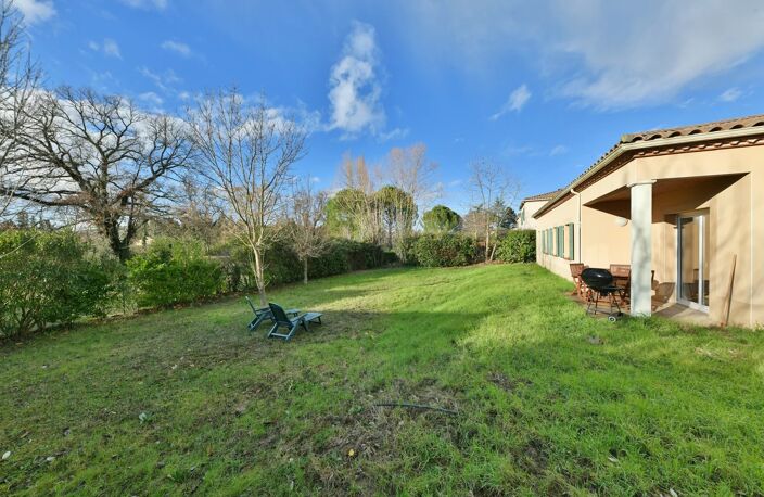 Uzès centre historique 3 km : Villa de plain-pied de 105 m² sur — photo 2