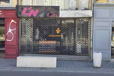 Commerce 2 pièces 210000 €