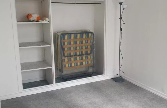 Location appartement 2 pièces 42 m² à Beauvais (60000) — photo 2