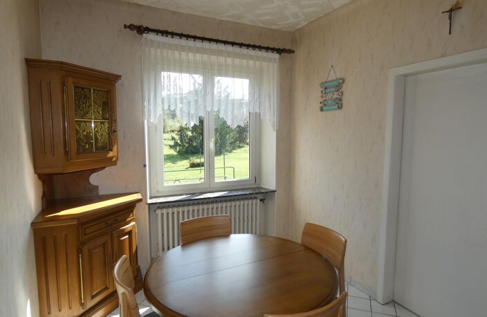 Maison de style sur un grand terrain — photo 2