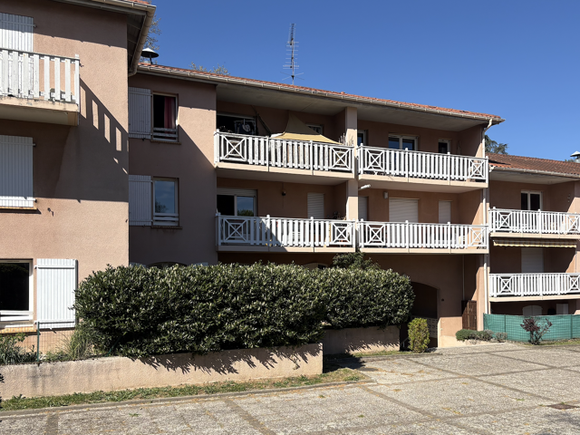 LISSIEU / Limitrophe LIMONEST - T2 de 53 m2 - Balcon- Cave — photo du bien