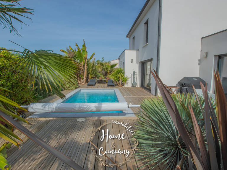 ROYAN - MAISON CONTEMPORAINE AVEC PISCINE — photo 1