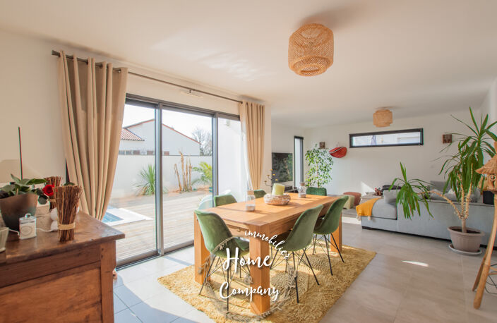 ROYAN - MAISON CONTEMPORAINE AVEC PISCINE — photo 3