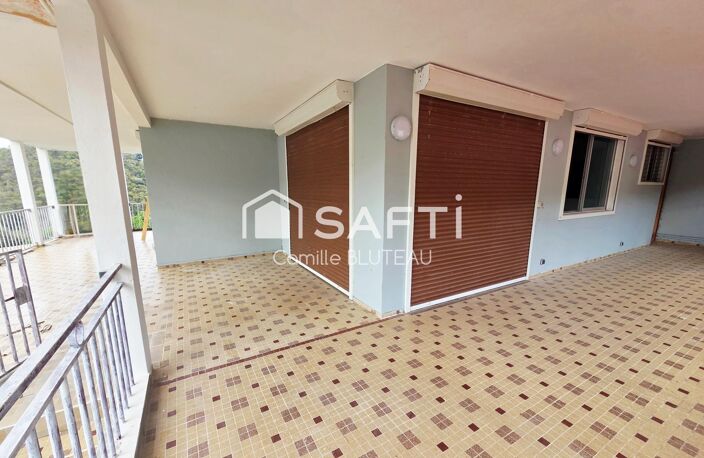 À louer - T4 en HAUT DE VILLA avec vue mer — photo 3