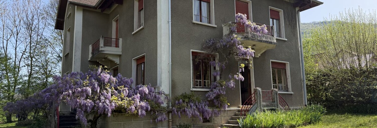 Maison 9 Pièces 197 m² à vendre à Champagneux (73240)