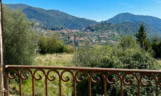 Maison 4 Pièces 179 m² à vendre à Tourrette-Levens (06690)