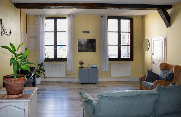 MAISON DE VILLE DU 15éme siecle  en triplex — photo 3