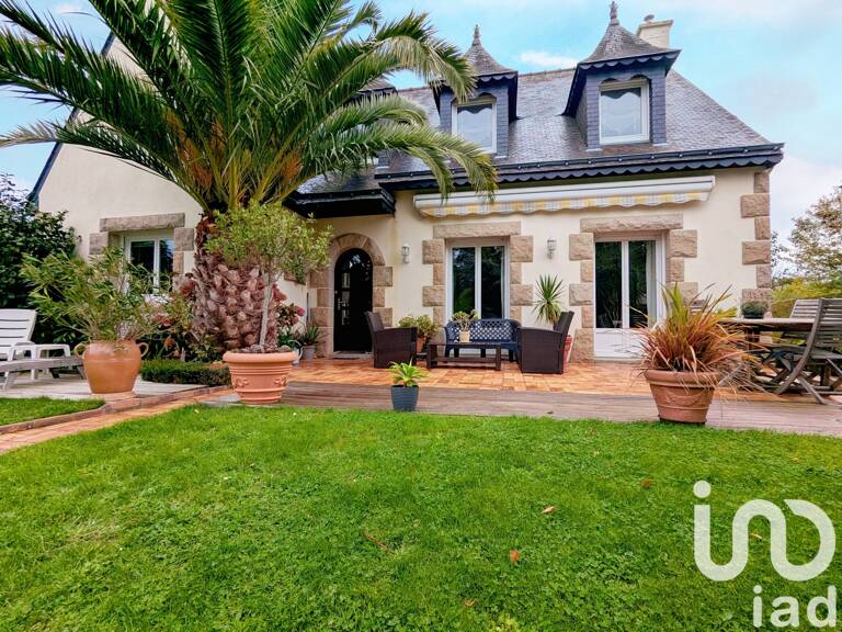 Vente Maison/villa 8 pièces — photo 1