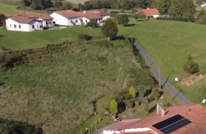 Terrain — photo 2
