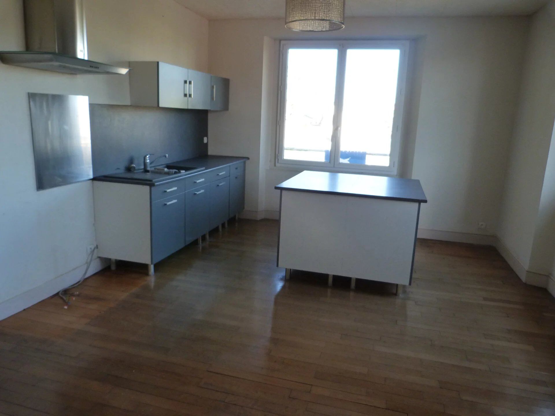 Appartement 4 pièces 108 m² · à Vierzon · 108 m² · 720 €/mois