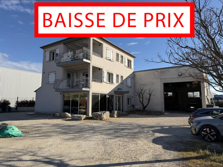 Ensemble immobilier de 517 m² à usage mixte à proximité d’Alès — photo 1