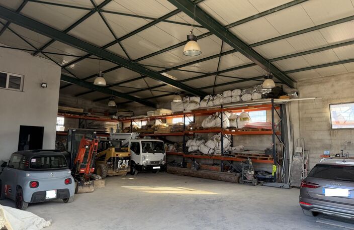 Ensemble immobilier de 517 m² à usage mixte à proximité d’Alès — photo 4